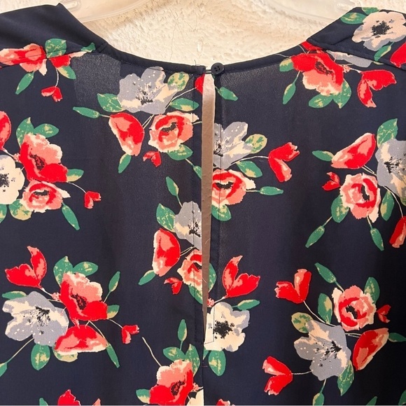 Carolina Bell blue red rose floral romper - Picture 6 of 7